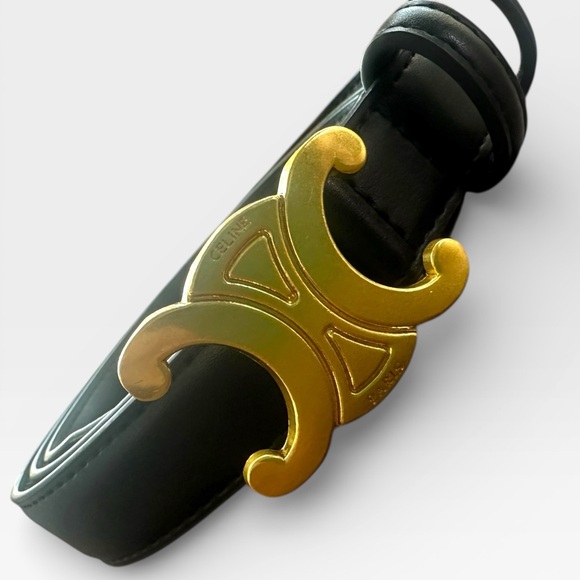 Celine Paris Black Leather Triomphe Belt Gold Hardware EU 110 Never Worn w/ Box - Picture 3 of 11